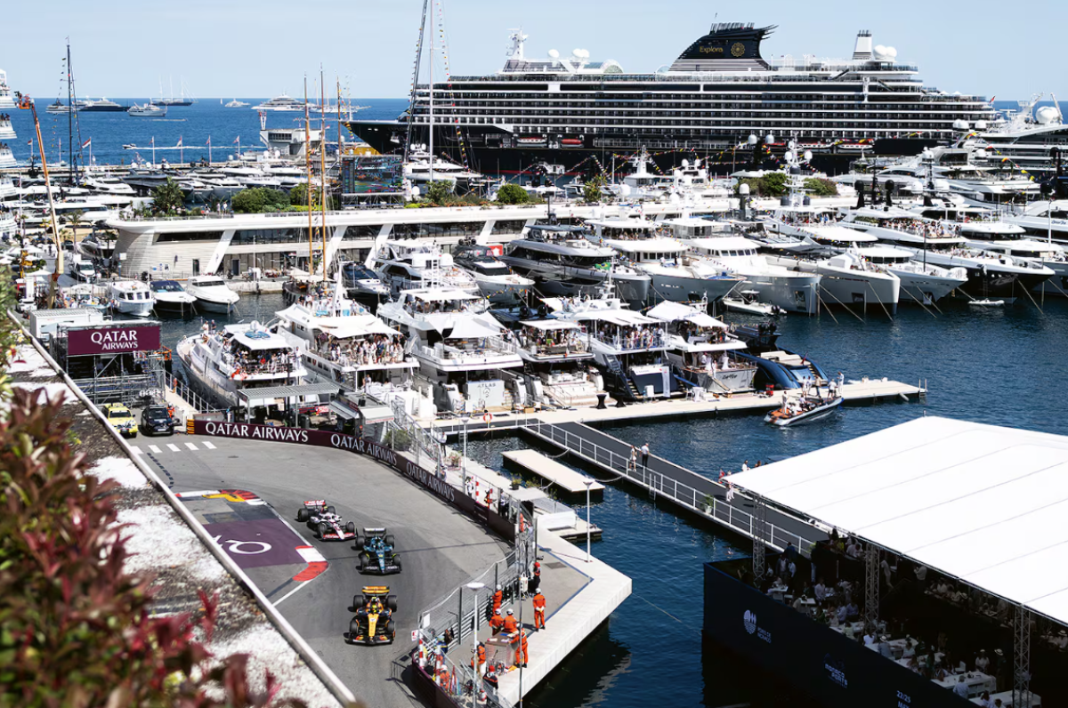 A Symphony of Speed: Inside Two Crucial Seconds in a Formula 1 Race - image 1