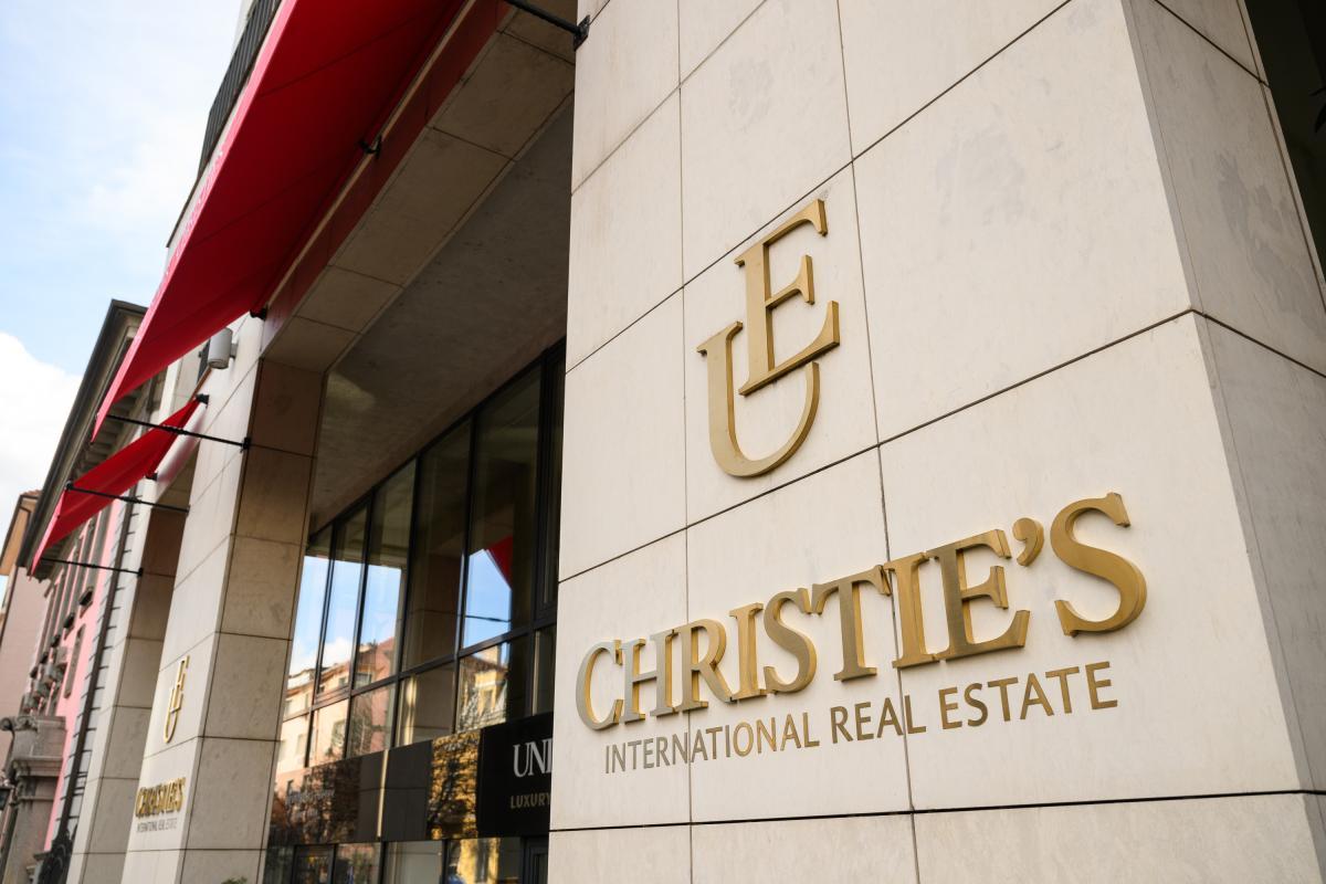 Unique Estates представи ексклузивния доклад Global Luxury Perspectives 2026 на официална пресконференция в София