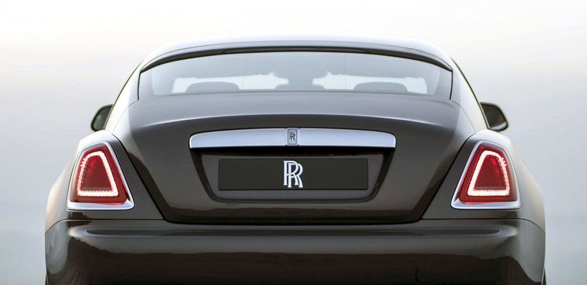 В смел израз на динамичен лукс, Rolls-Royce разкрива Wraith Luminary Collection - image 5