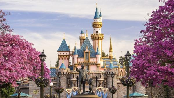 Disneyland Is Coming to Abu Dhabi: A New Era for the UAE's Entertainment Landscape