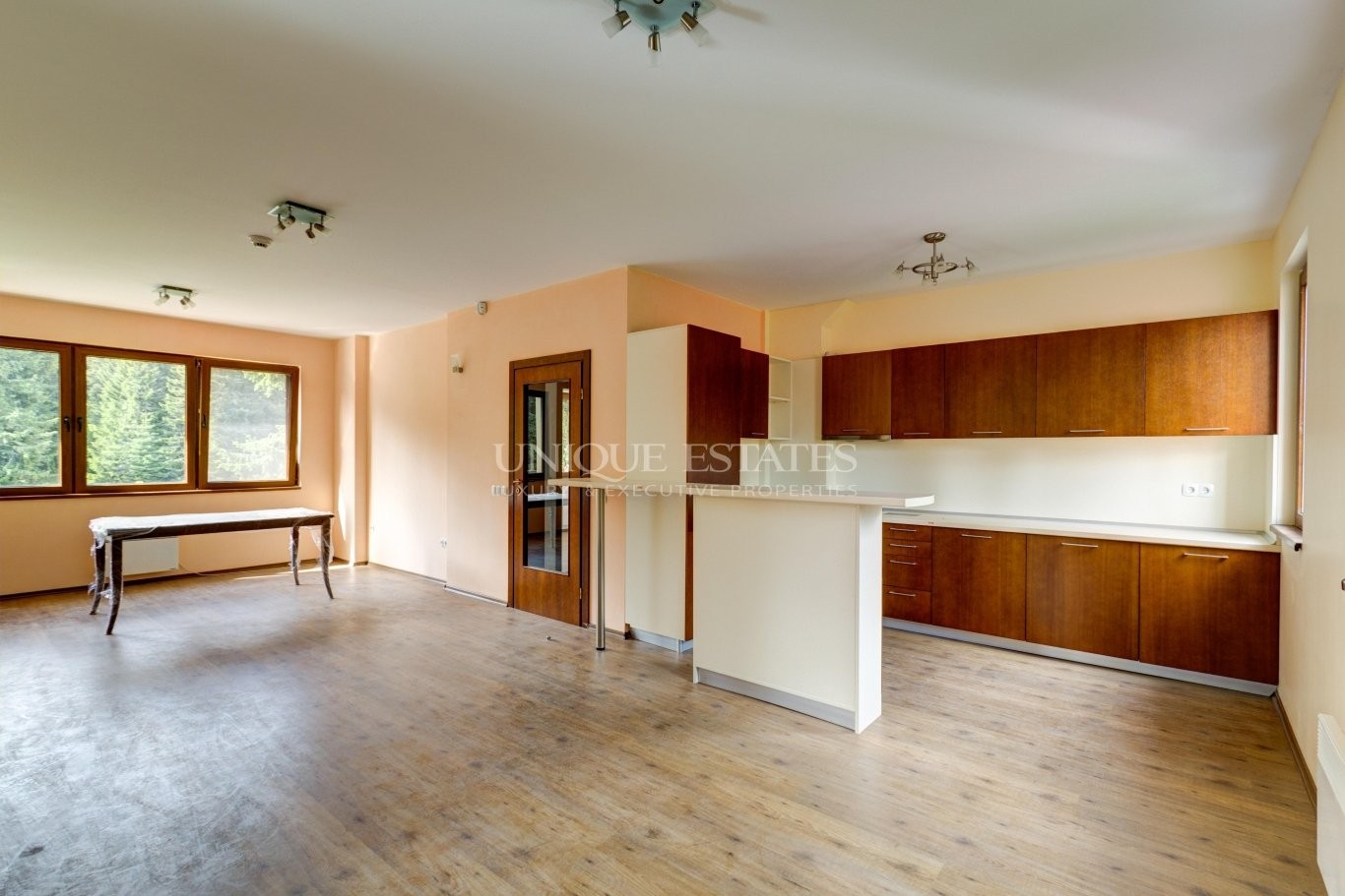 Hotel / Apartment house for sale in Sofia, Natiolan park Vitosha with listing ID: K6145 - image 5