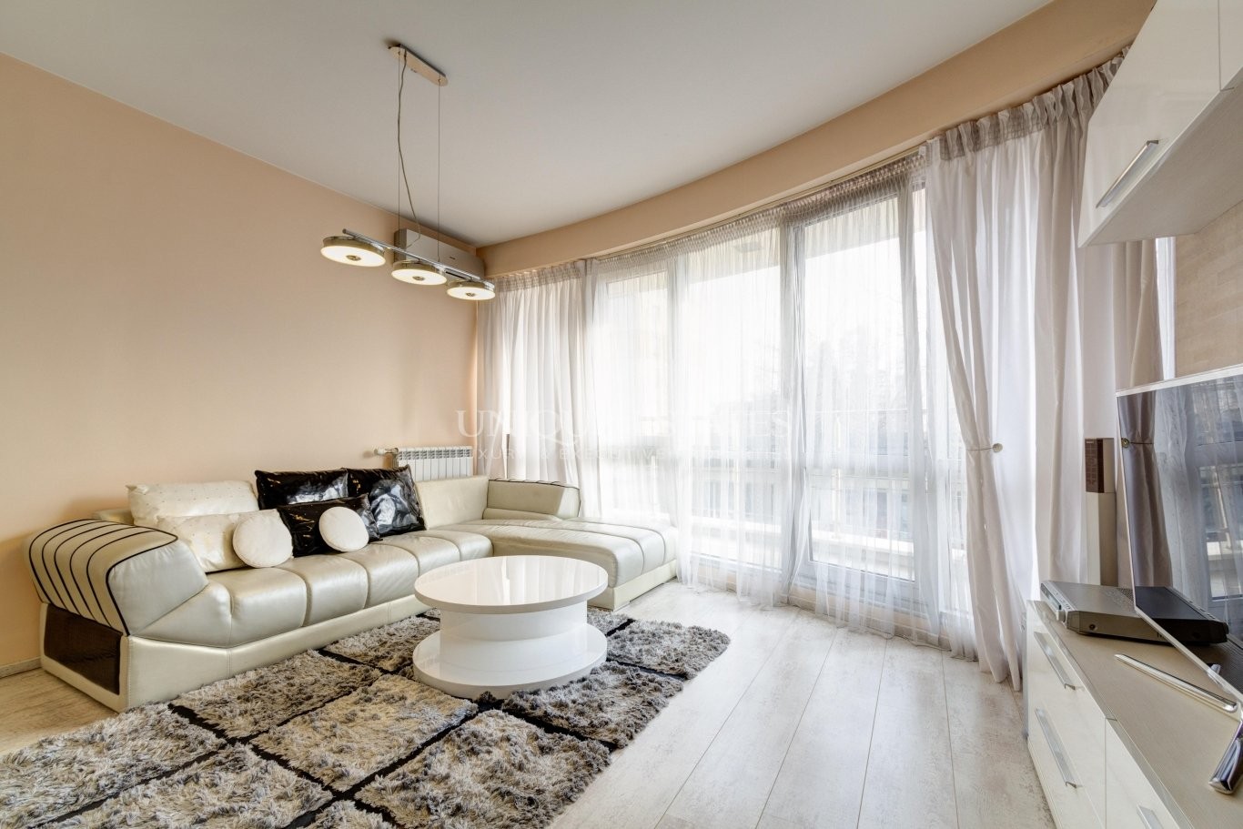Apartment for rent in Sofia, Iztok with listing ID: K6162 - image 2