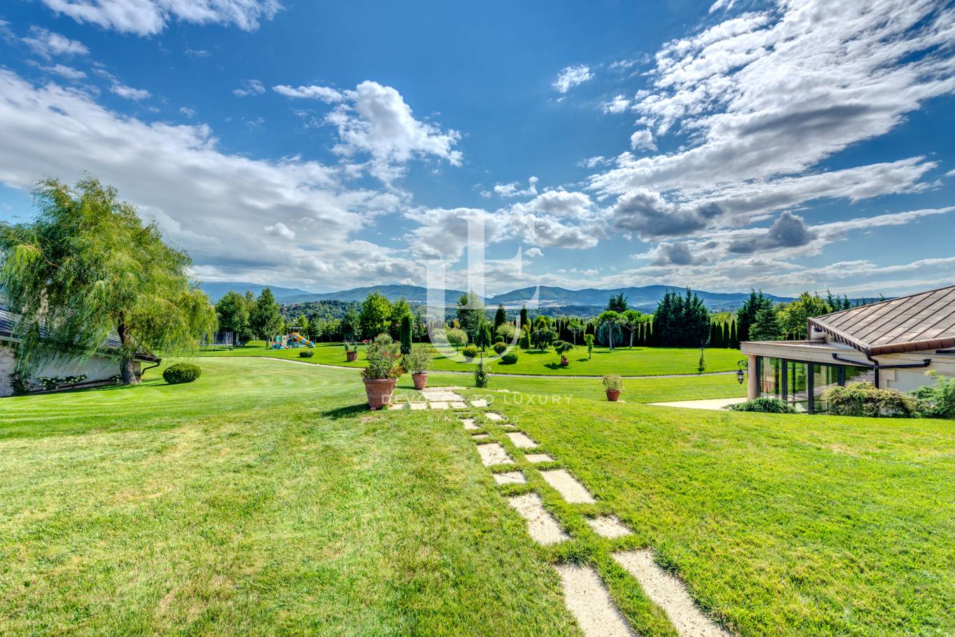 Къща за продажба в София, Банкя - код на имота: K16307 - image 9