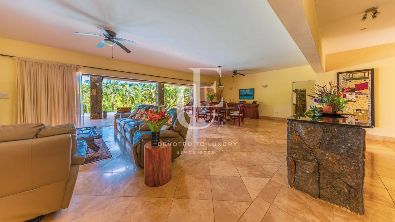 Къща за продажба в Чамарел,  - код на имота: N28914 - image 6