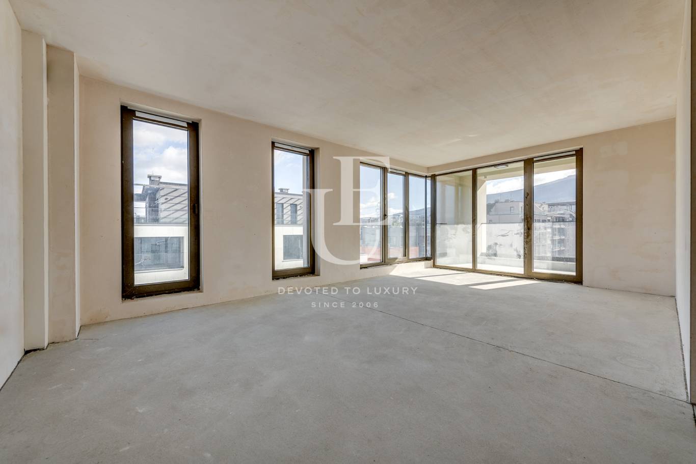 Апартамент за продажба в София, Кръстова вада - код на имота: N28917 - image 1