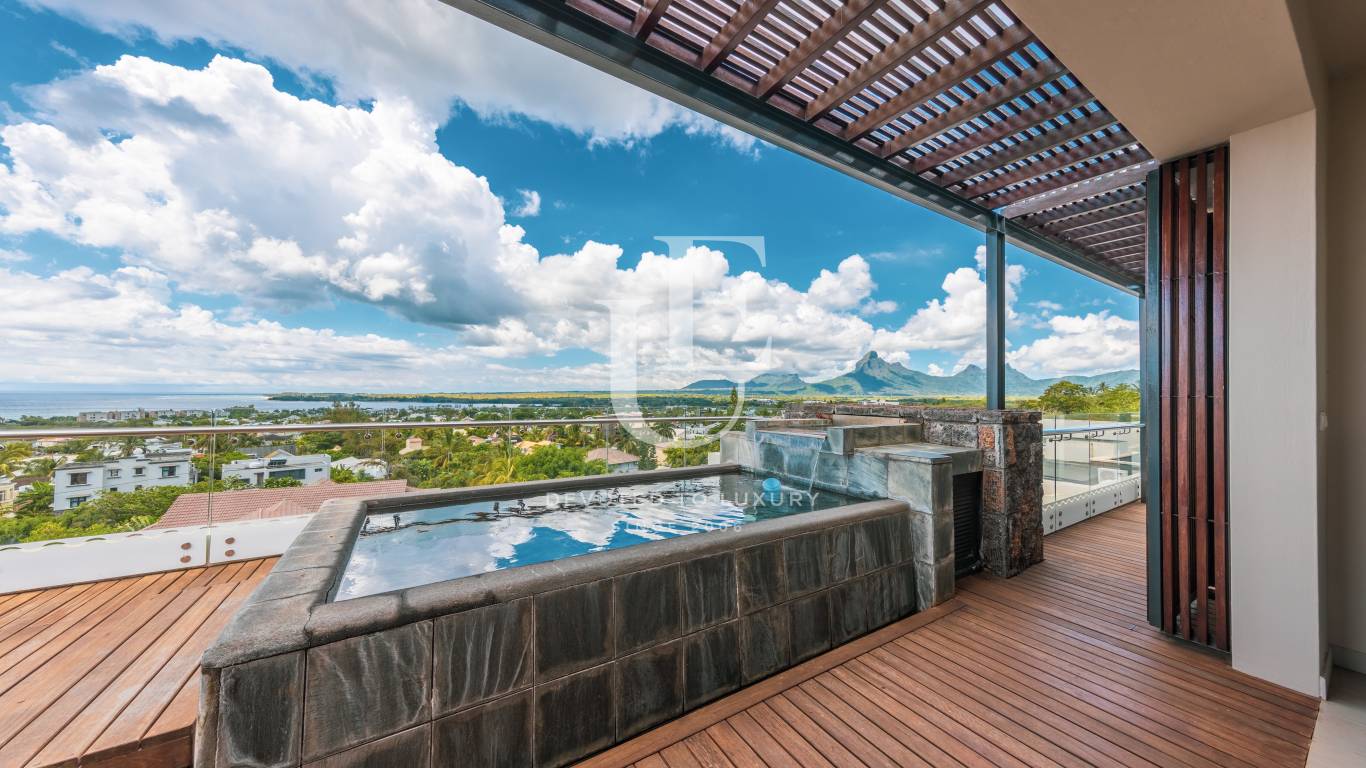 Пентхаус за продажба в Тамарин,  - код на имота: N28922 - image 1