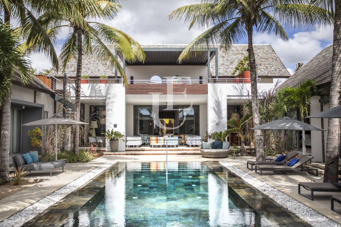 Къща за продажба в Мон шоази,  - код на имота: N28952 - image 1