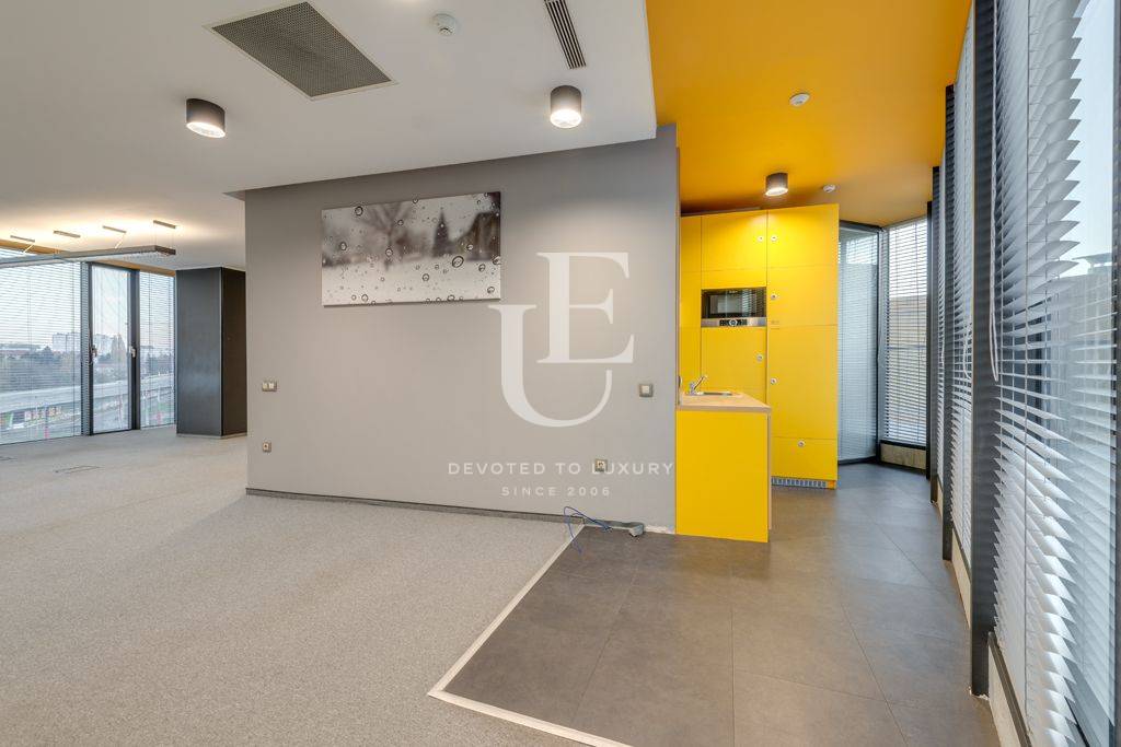 Офис за продажба в София, Изток - код на имота: N29637 - image 4