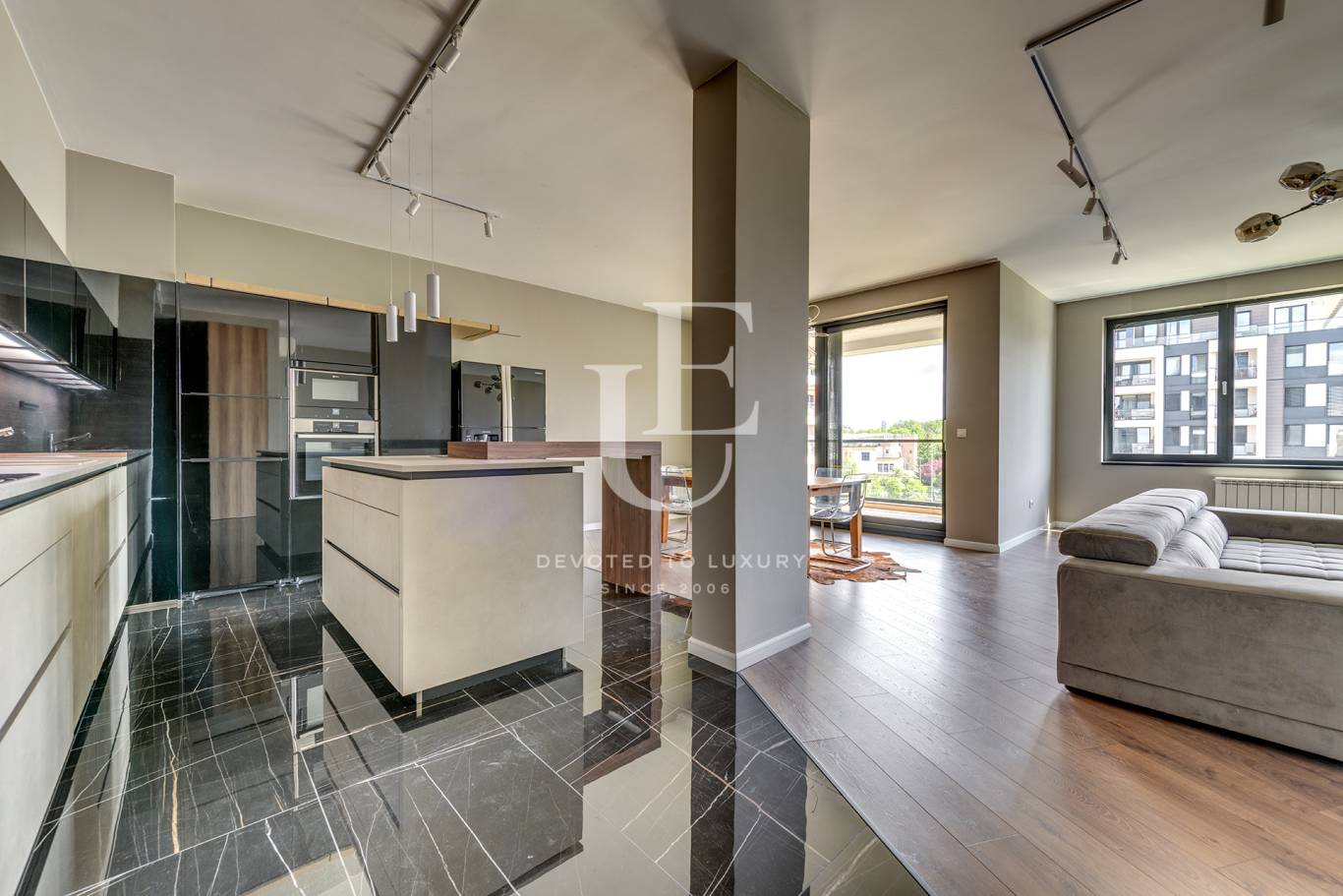 Апартамент за продажба в София, Лозенец - код на имота: E26738 - image 1