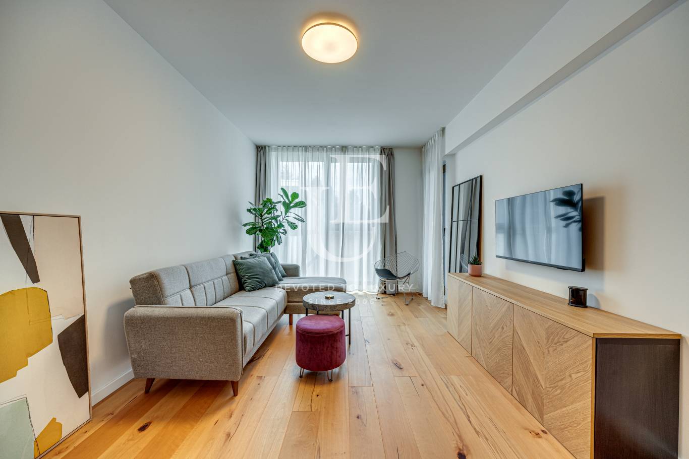 Обзаведен двустаен апартамент за продажба в кв. Бояна