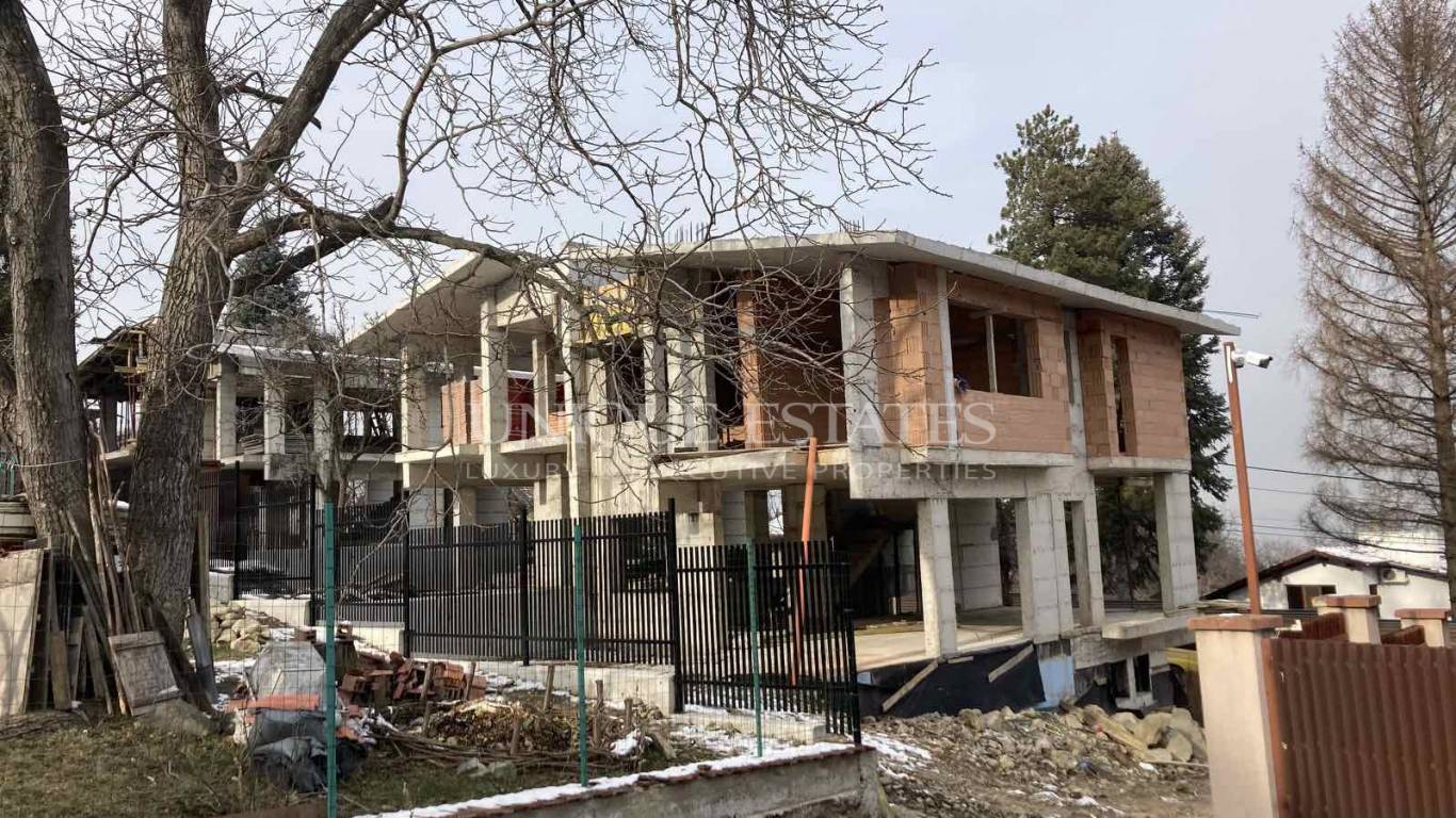 Къща за продажба в София, Драгалевци - код на имота: K14028 - image 1