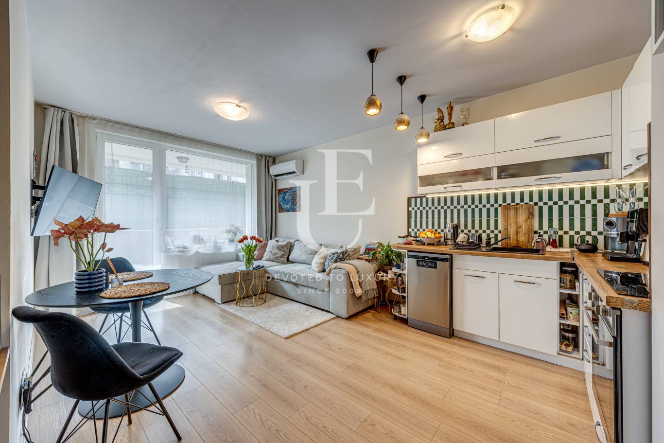 Апартамент за продажба в София, Кръстова вада - код на имота: N29087 - image 1