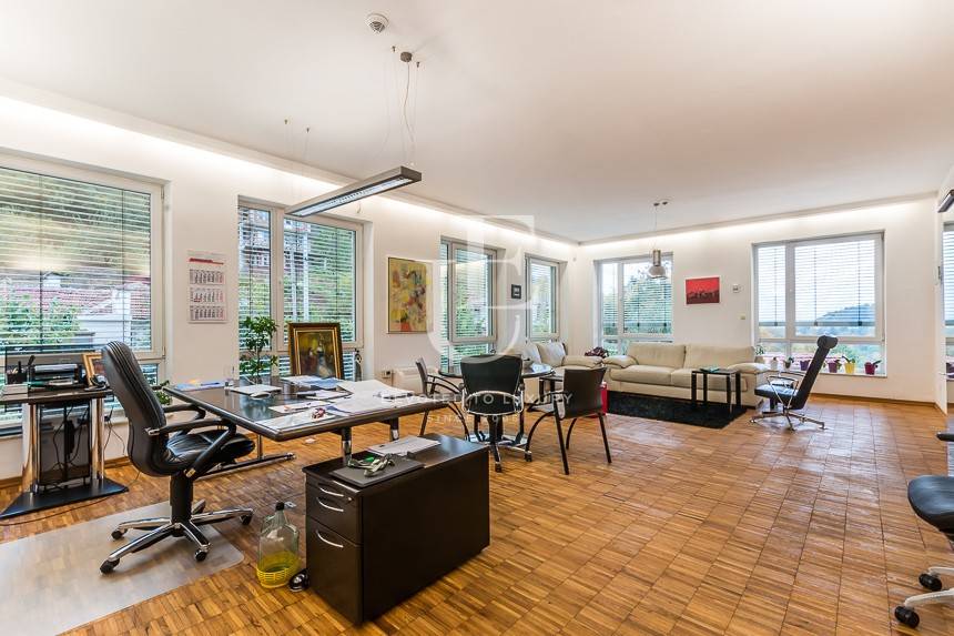 Офис сграда / Сграда за продажба в София, Княжево - код на имота: K7348 - image 1