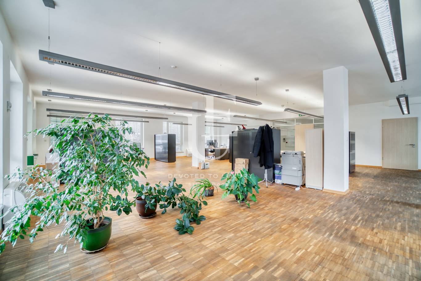 Офис сграда / Сграда за продажба в София, Княжево - код на имота: K7348 - image 13