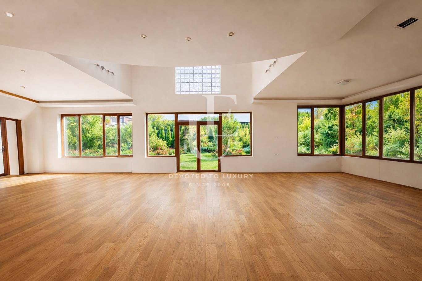 Къща за продажба в София, Банкя - код на имота: K28001 - image 3