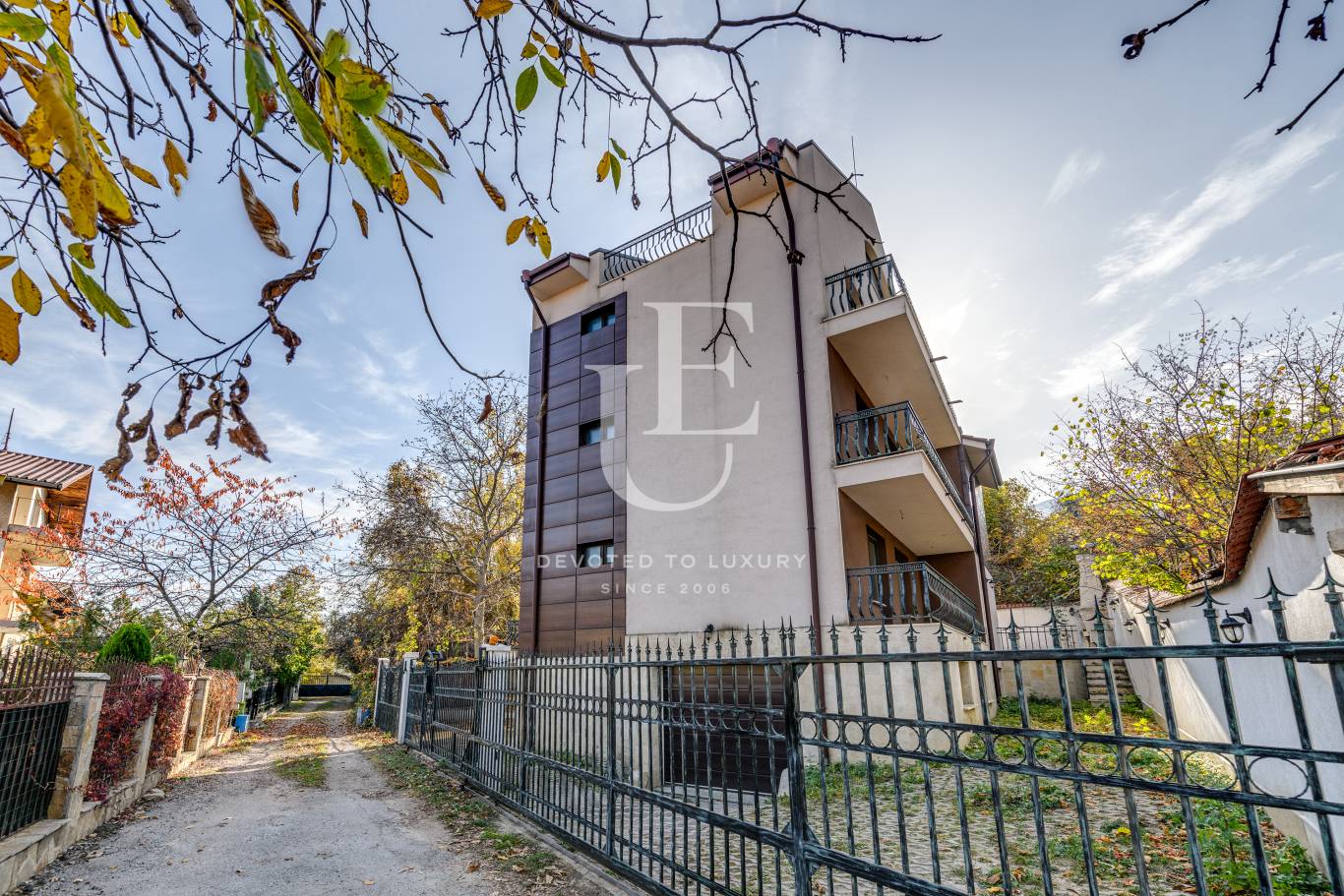 Къща за продажба в София, Бояна - код на имота: E18898 - image 2