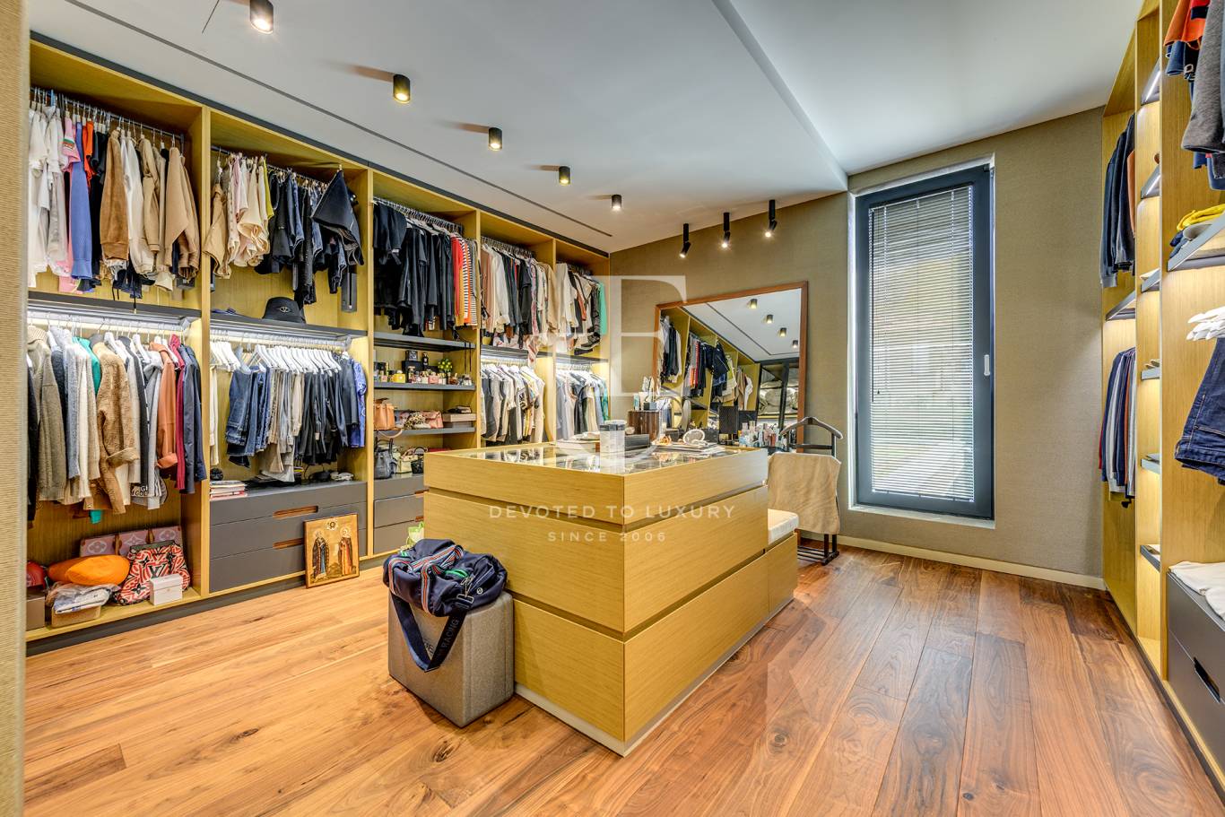 Къща за продажба в София, в.з. Киноцентъра - код на имота: E25809 - image 12