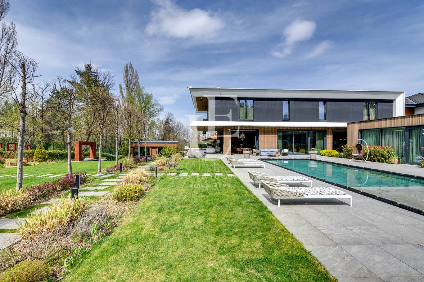 Къща за продажба в София, в.з. Киноцентъра - код на имота: E25809 - image 32