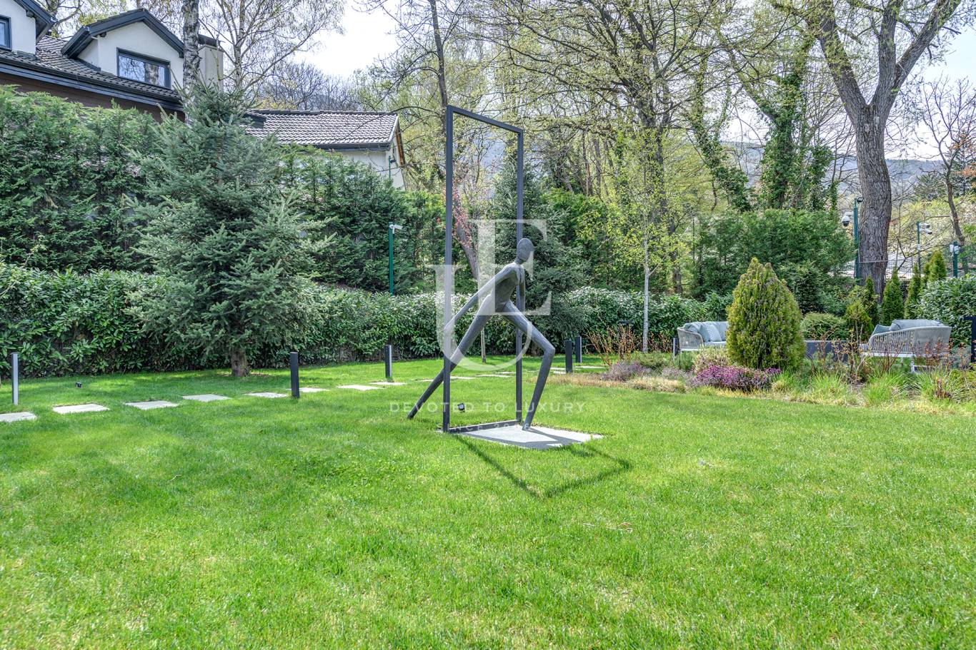 Къща за продажба в София, в.з. Киноцентъра - код на имота: E25809 - image 33