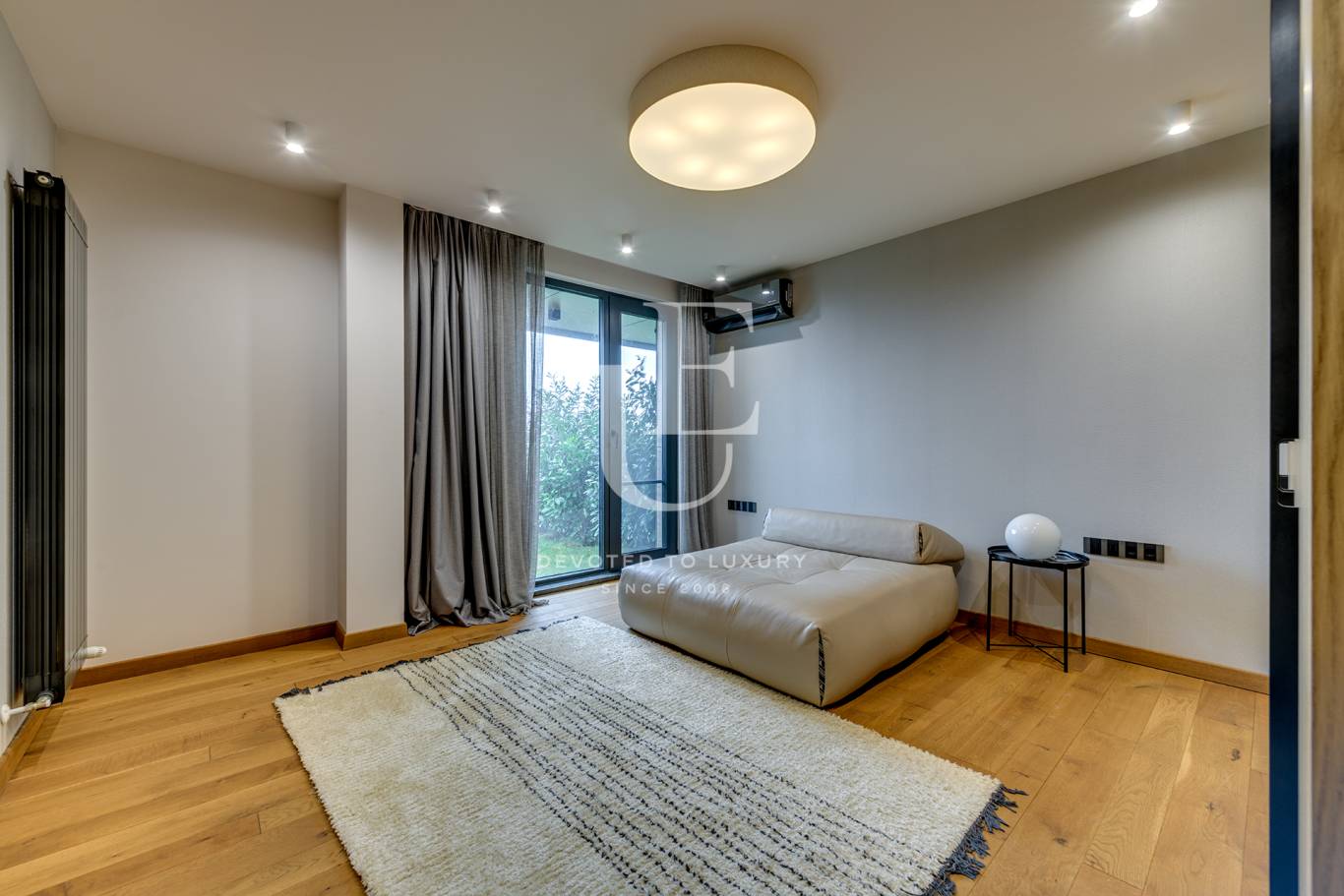 Апартамент за продажба в София, Камбаните - код на имота: N29211 - image 4