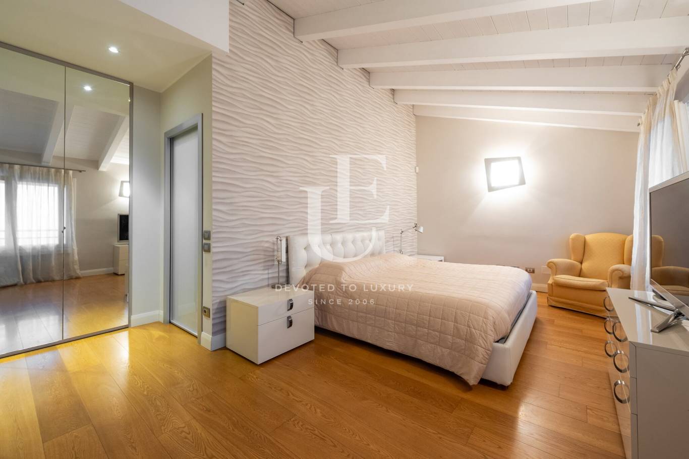 House for sale in Lake Como,  with listing ID: N29220 - image 13