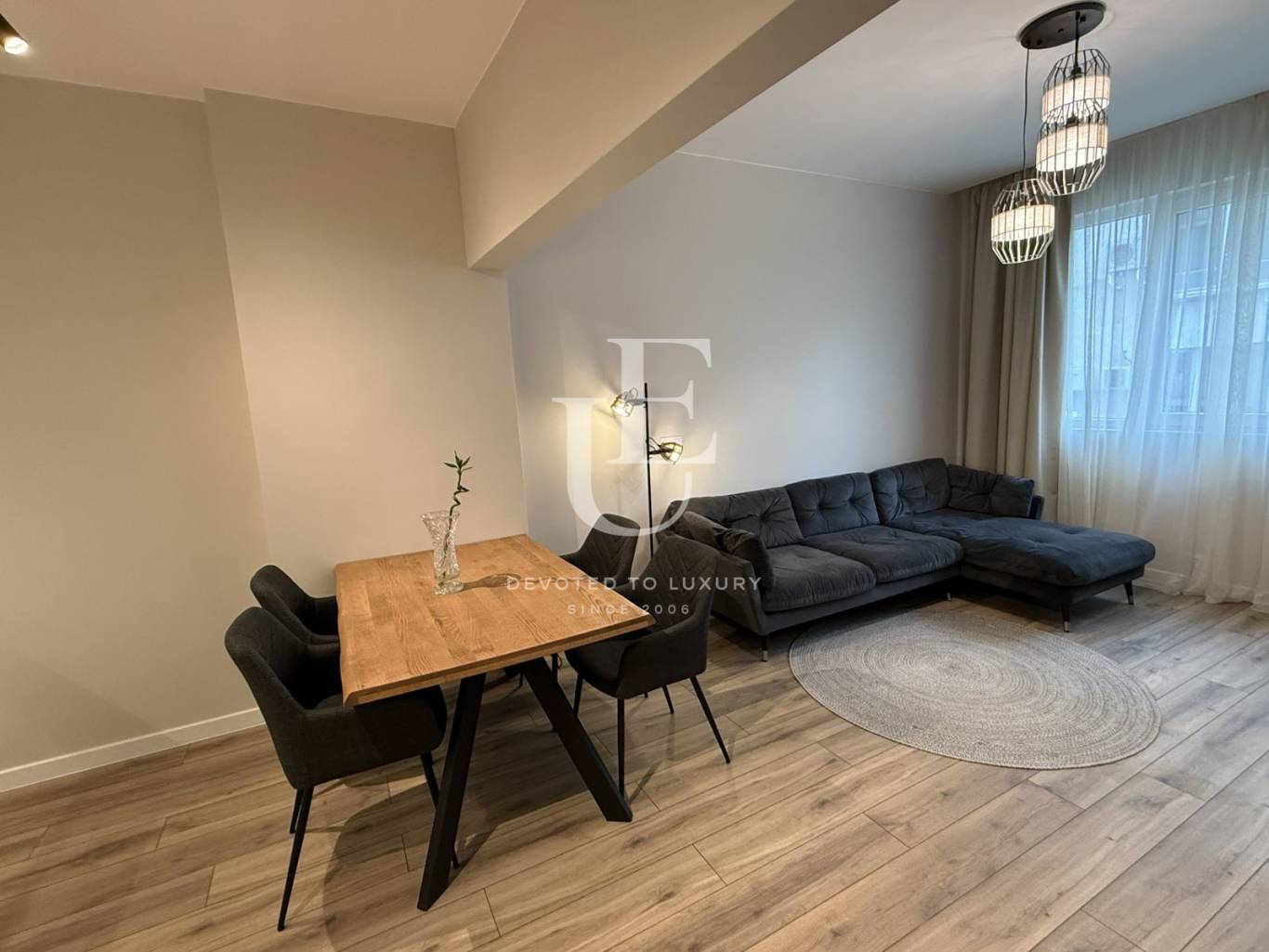 Brand new luxury two-bedroom apartment in top center for rent