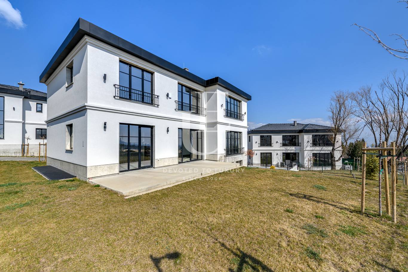 Къща за продажба в София, Симеоново - код на имота: N29240 - image 1