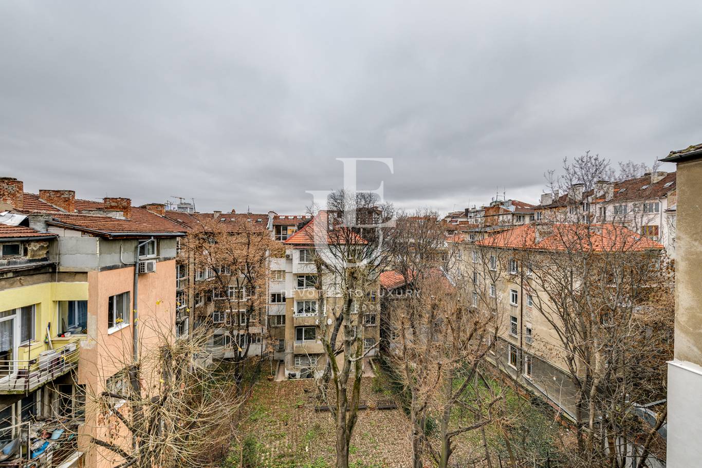 Апартамент за продажба в София, Център - код на имота: E18997 - image 11