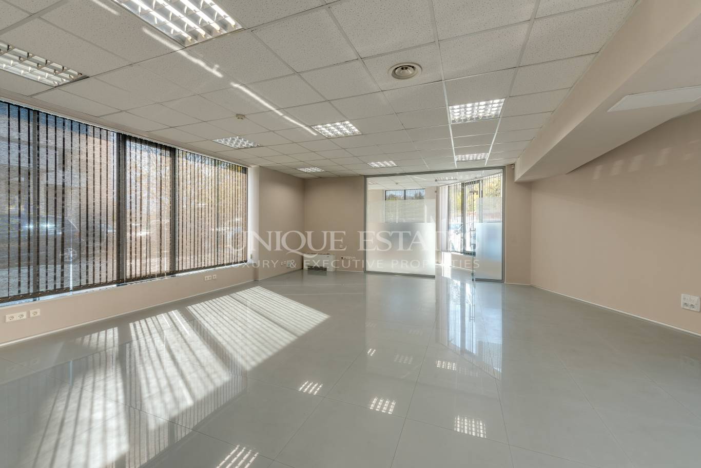 Office Building / Building for sale in Sofia, Downtown with listing ID: K10366 - image 3