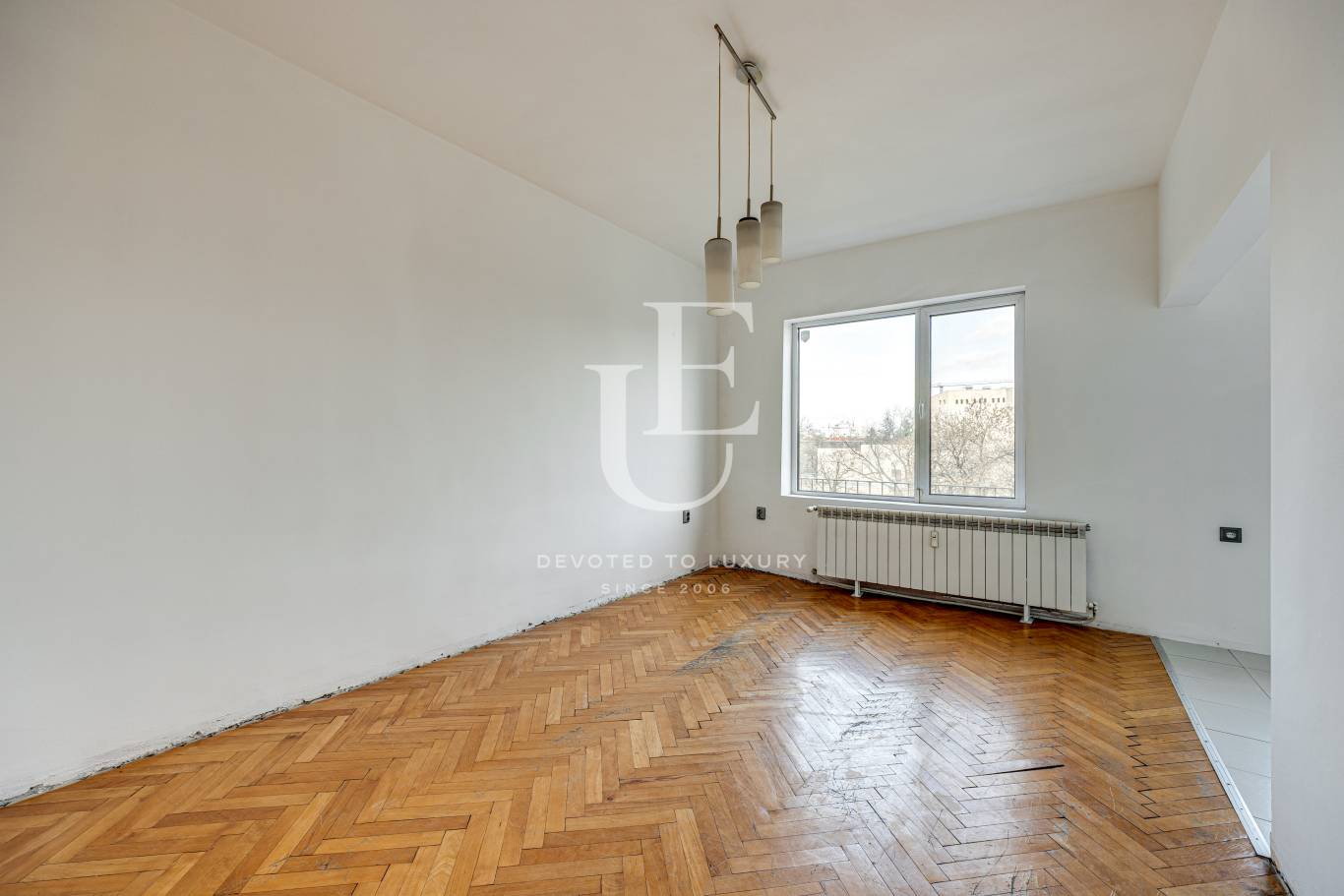 Апартамент за продажба в София, Оборище - код на имота: K28750 - image 1