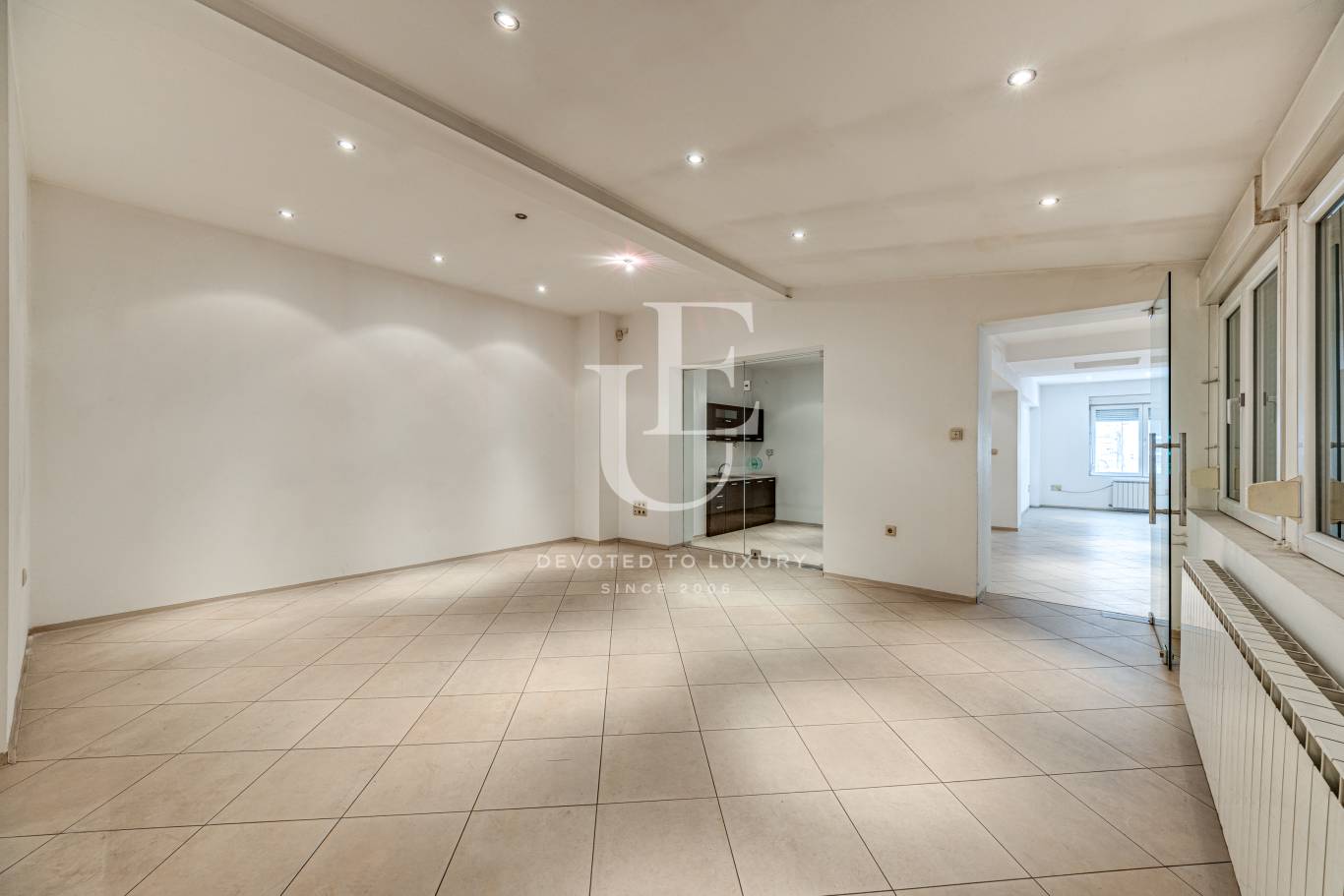 Апартамент за продажба в София, Център - код на имота: N29280 - image 4