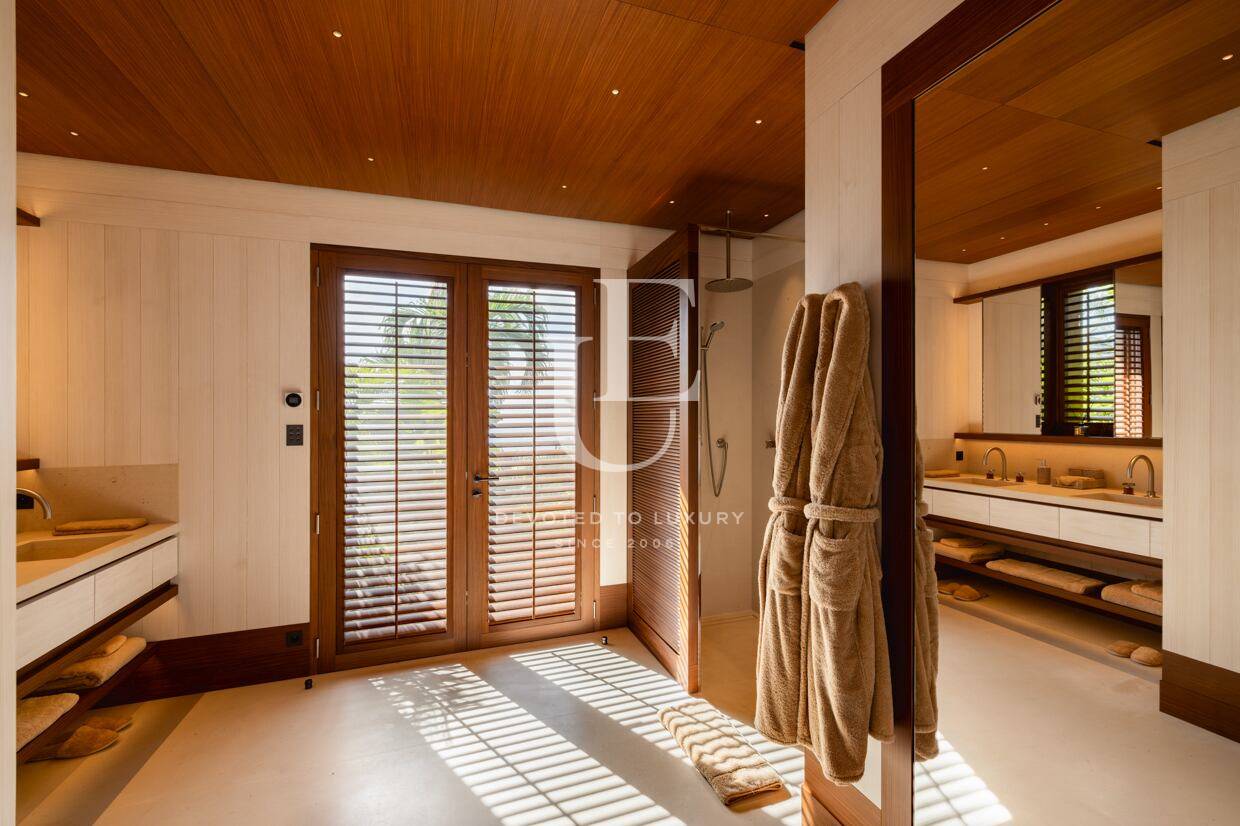 Къща за продажба в Коломбие,  - код на имота: N29334 - image 8