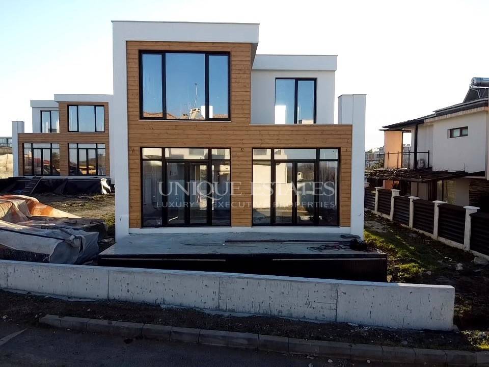 House for sale in Lozenets, Vakantsionno selishte with listing ID: N11307 - image 1
