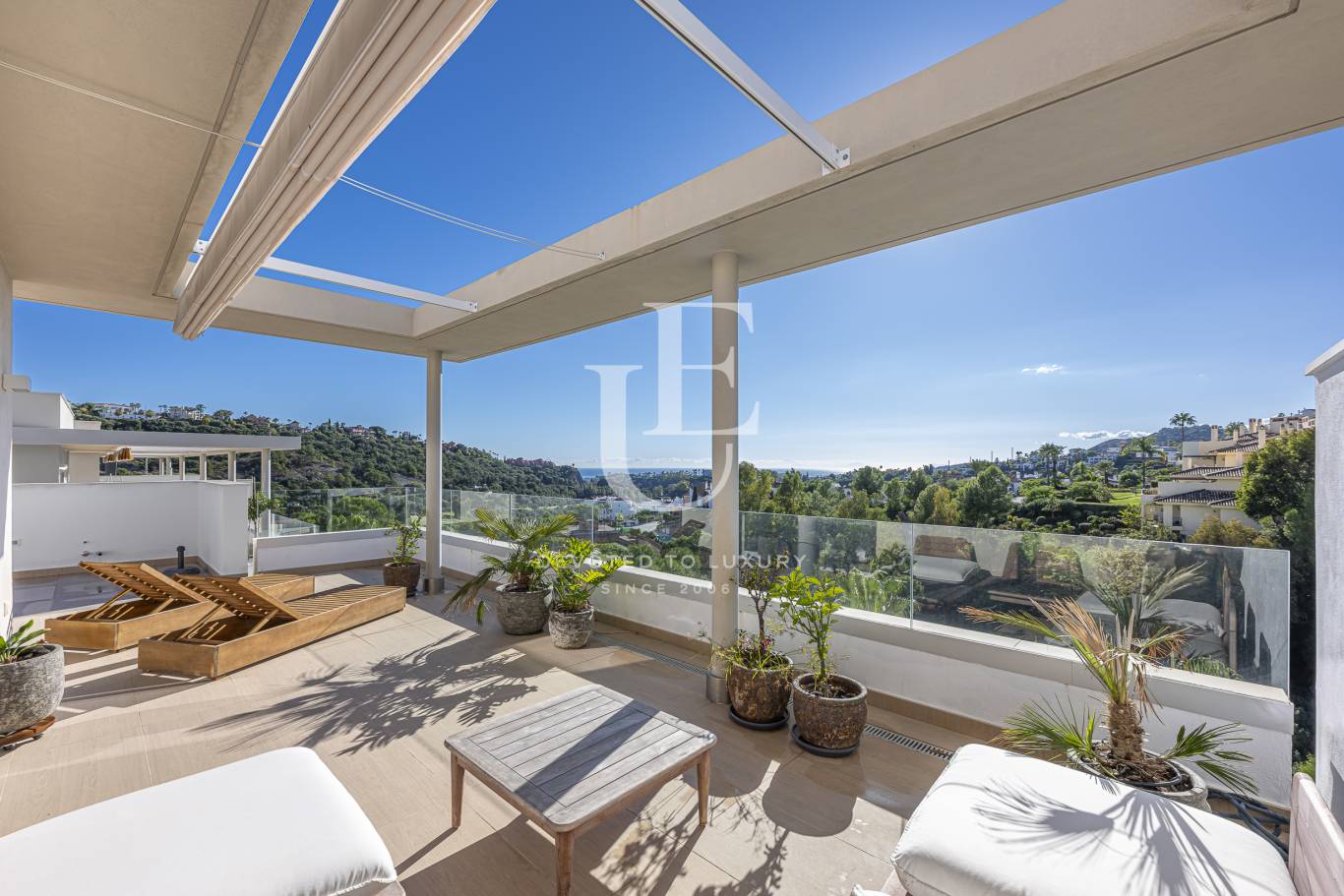 Мезонет за продажба в Марбея,  - код на имота: N28757 - image 1