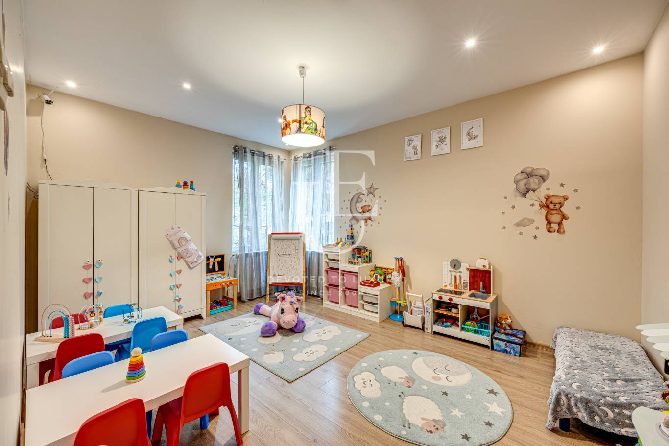 Къща за продажба в София, Център - код на имота: E29353 - image 4