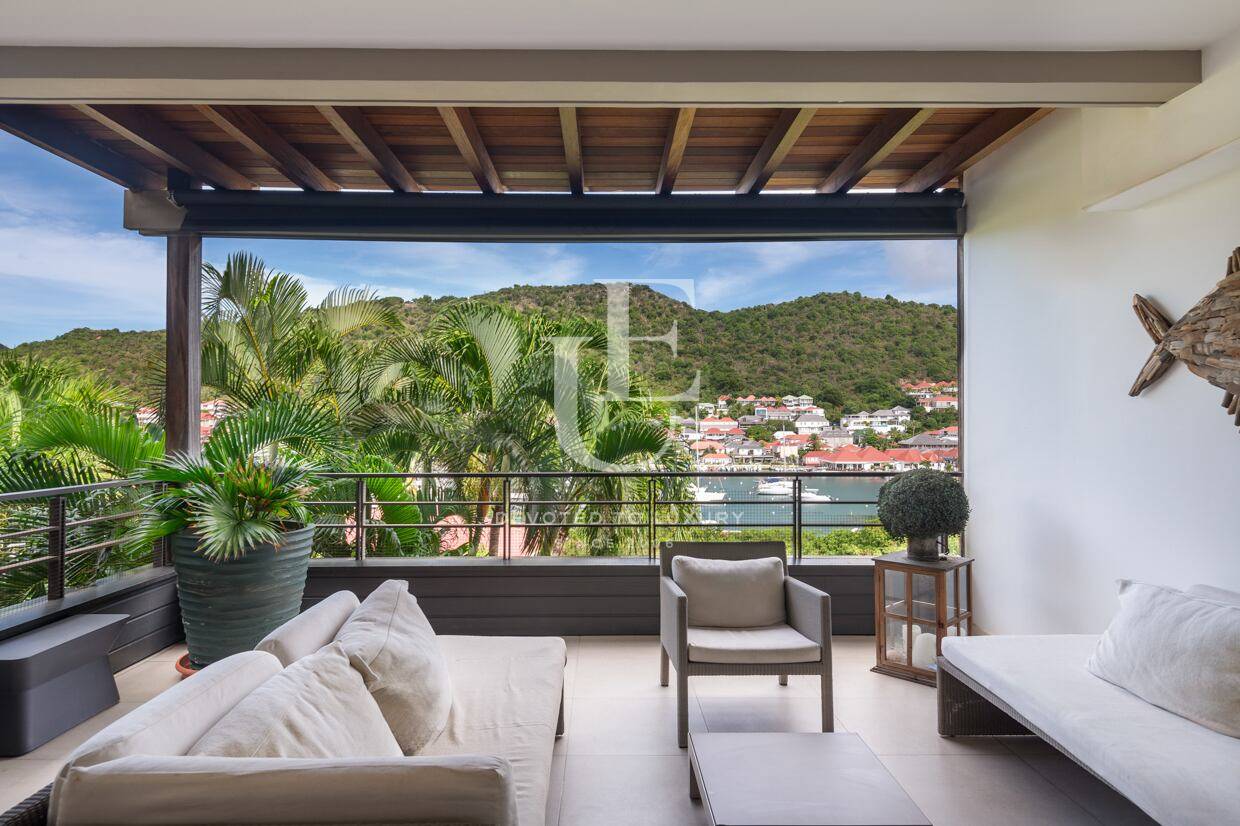 Апартамент за продажба в Густавия,  - код на имота: N29359 - image 1