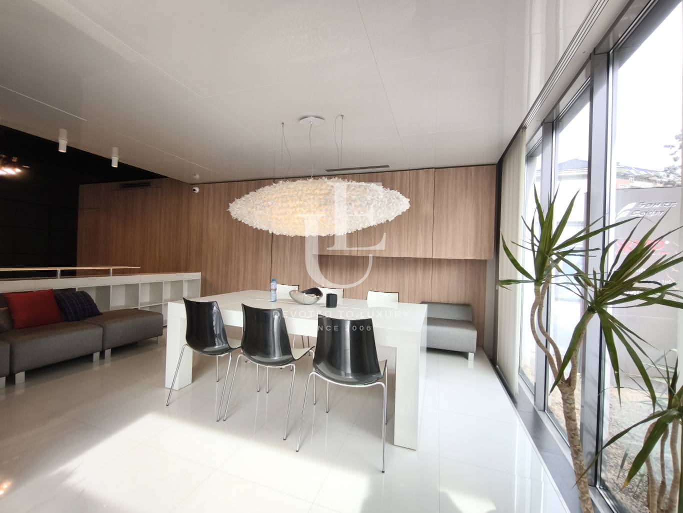 Търговски обект за продажба в София, Гоце Делчев - код на имота: K25975 - image 1