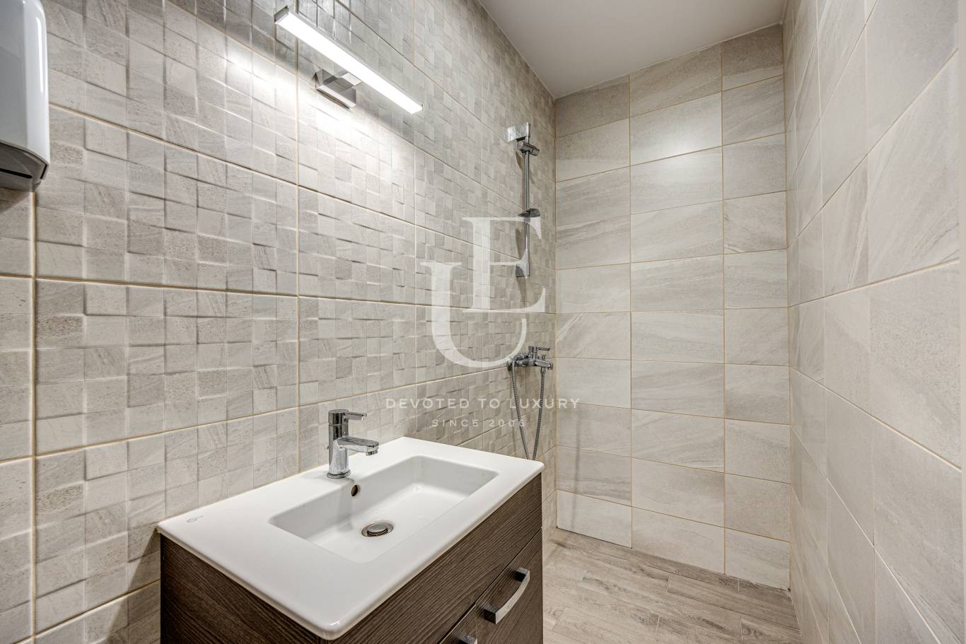 Апартамент за продажба в София, Център - код на имота: E28251 - image 3