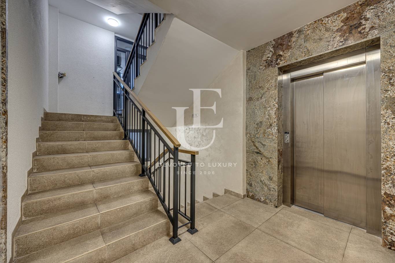 Апартамент за продажба в София, Център - код на имота: E28252 - image 8