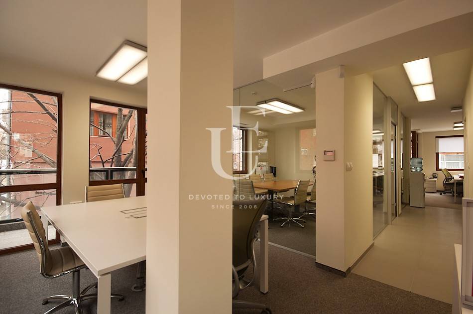 Офис сграда / Сграда за продажба в София, Гео Милев - код на имота: E10756 - image 8