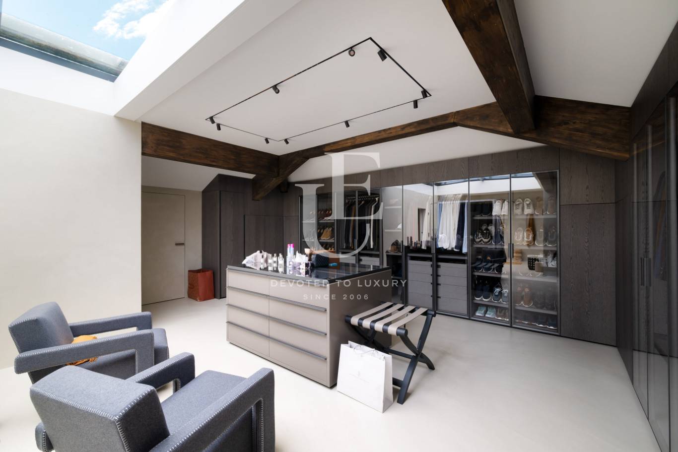 House for sale in Geneva,  with listing ID: N29393 - image 11