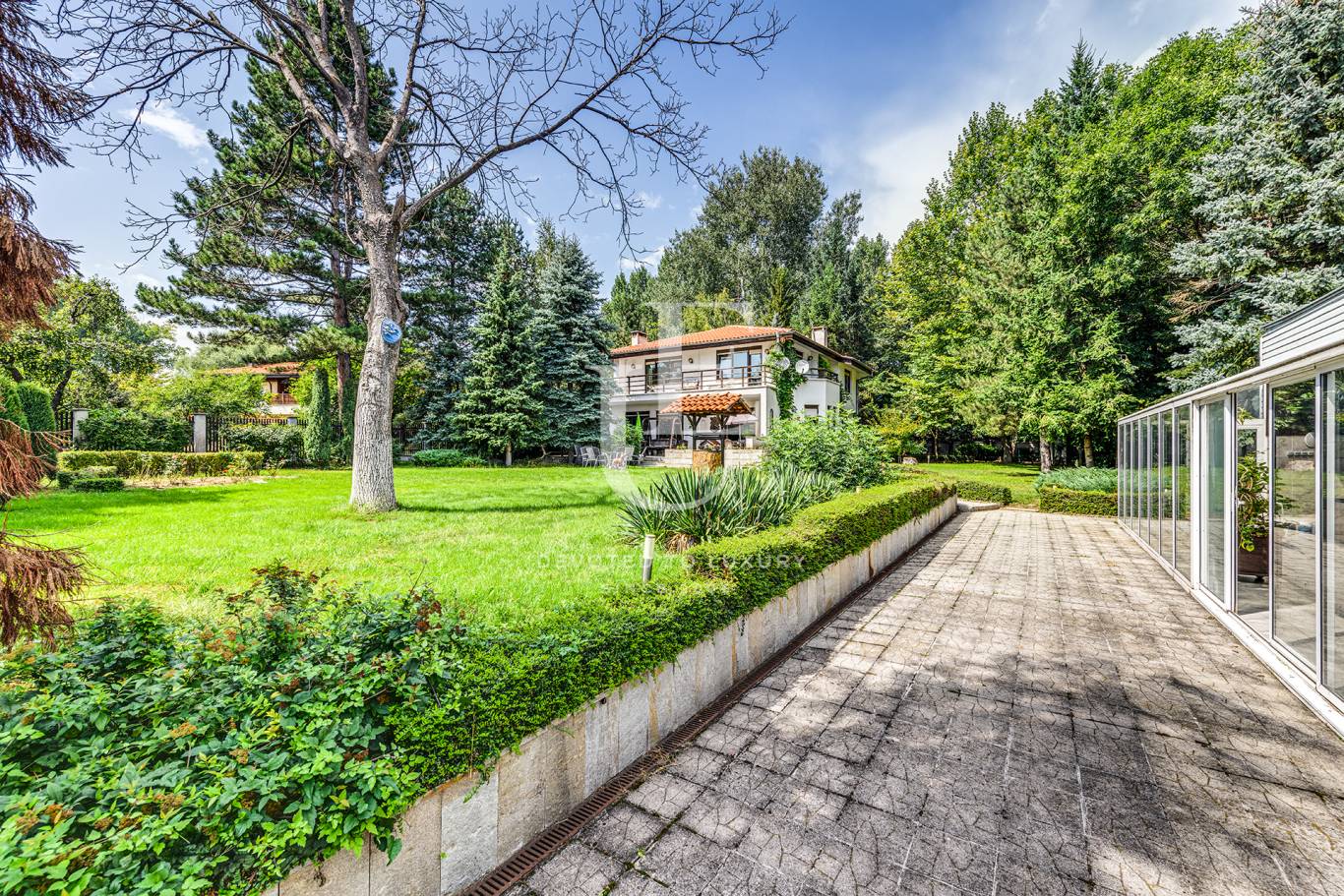 Къща за продажба в София, Банкя - код на имота: K18306 - image 8