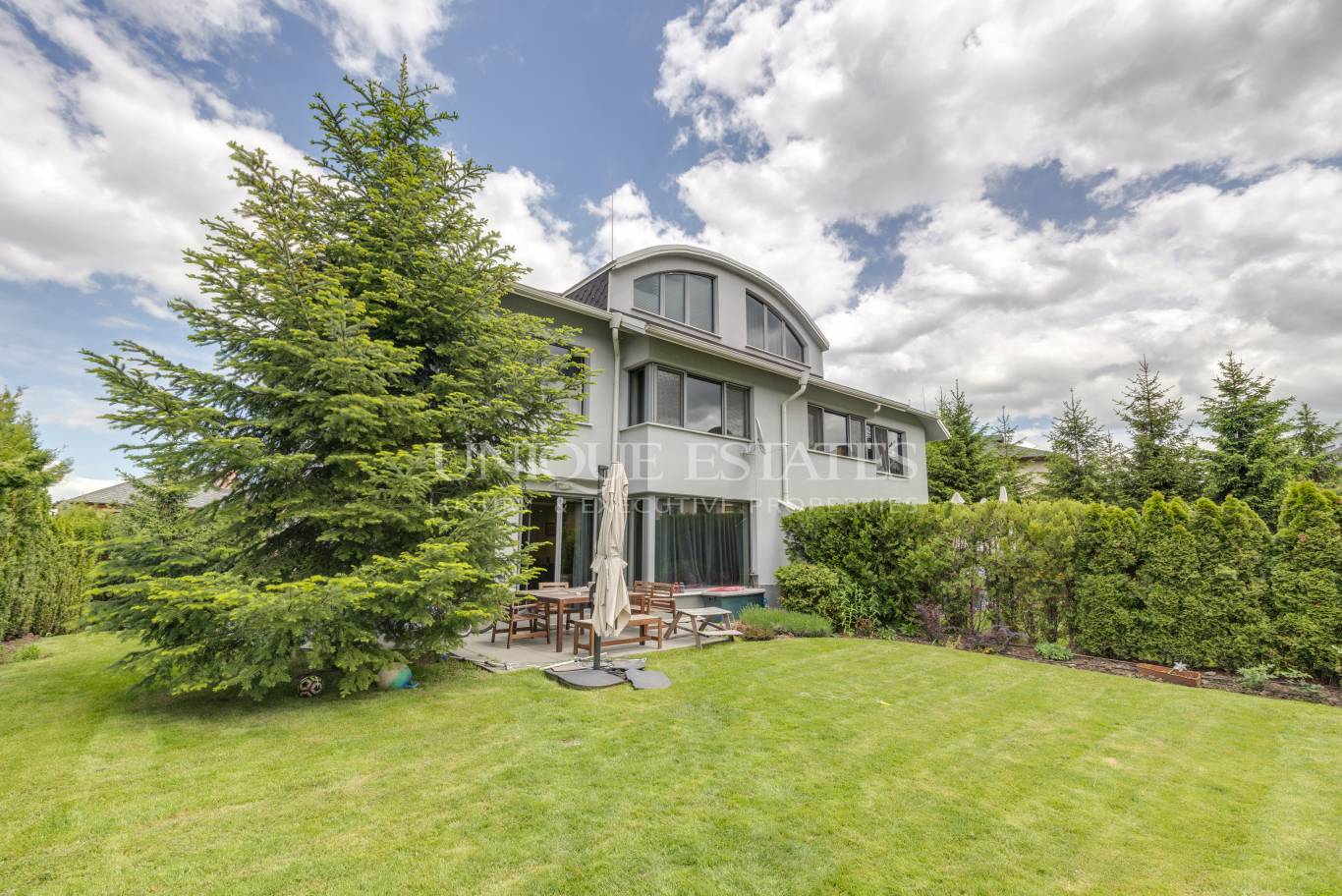 Къща под наем в София, Симеоново - код на имота: K18724 - image 1