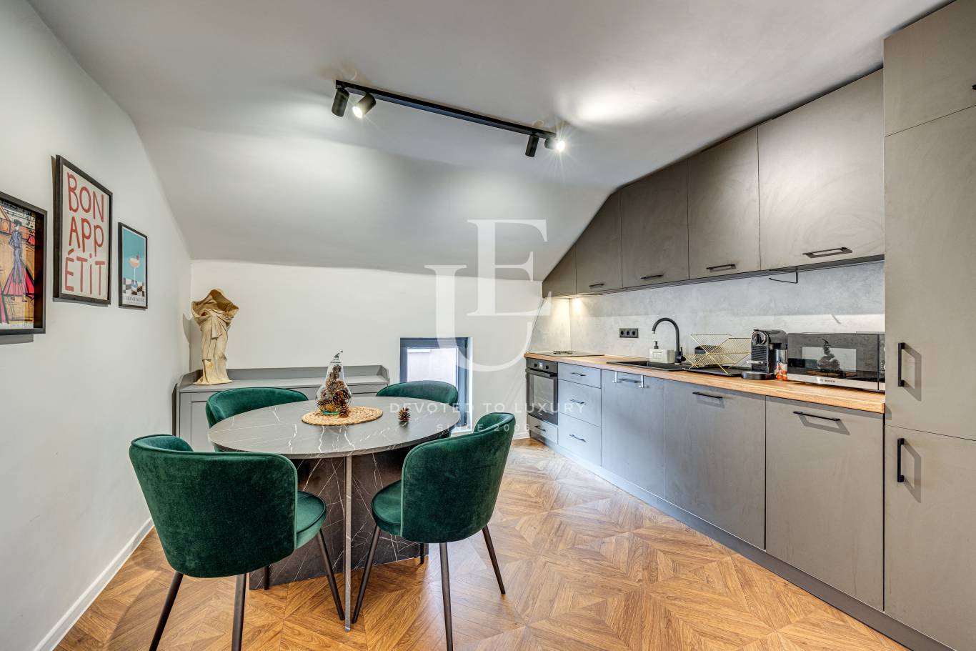 Апартамент за продажба в София, НПЗ Средец - код на имота: N28333 - image 2