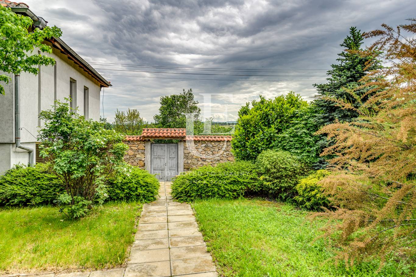 Къща за продажба в Лесичово,  - код на имота: K18079 - image 1