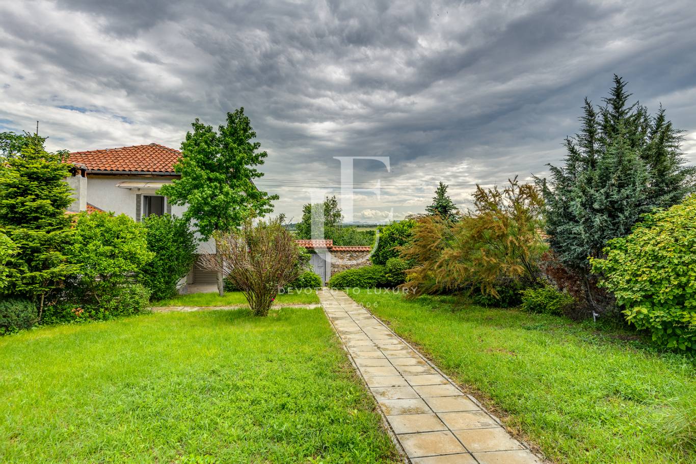 Къща за продажба в Лесичово,  - код на имота: K18079 - image 2
