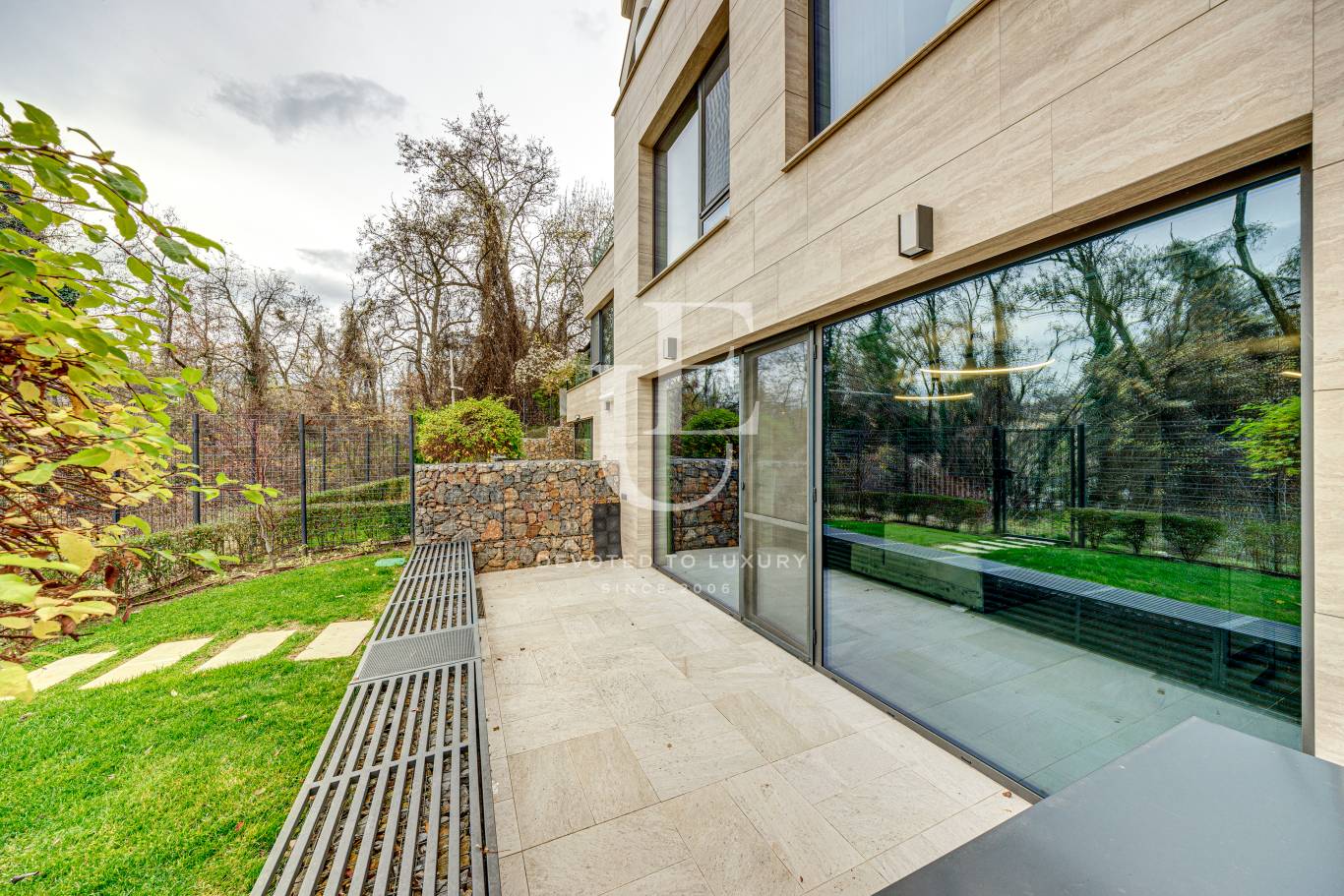 Апартамент за продажба в София, Изток - код на имота: N28366 - image 13