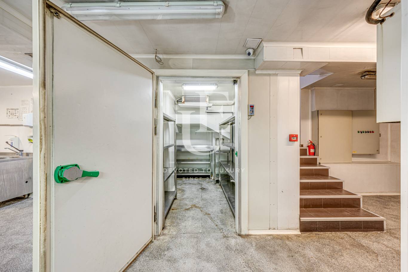 Промишлено помещение / Склад за продажба в София, Витоша - код на имота: K28370 - image 8