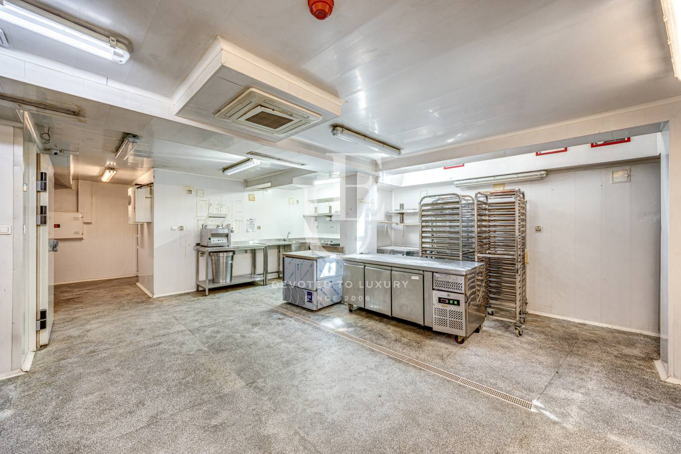 Промишлено помещение / Склад за продажба в София, Витоша - код на имота: K28370 - image 7