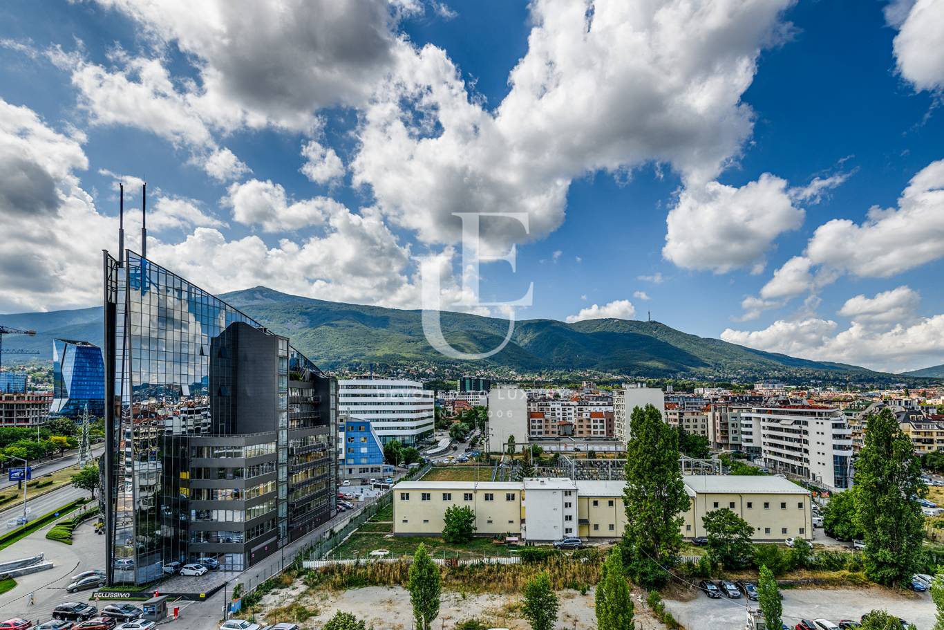Апартамент за продажба в София, бул. България - код на имота: K18104 - image 2